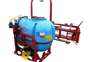 Masina erbicidat 600 litri 12m copy